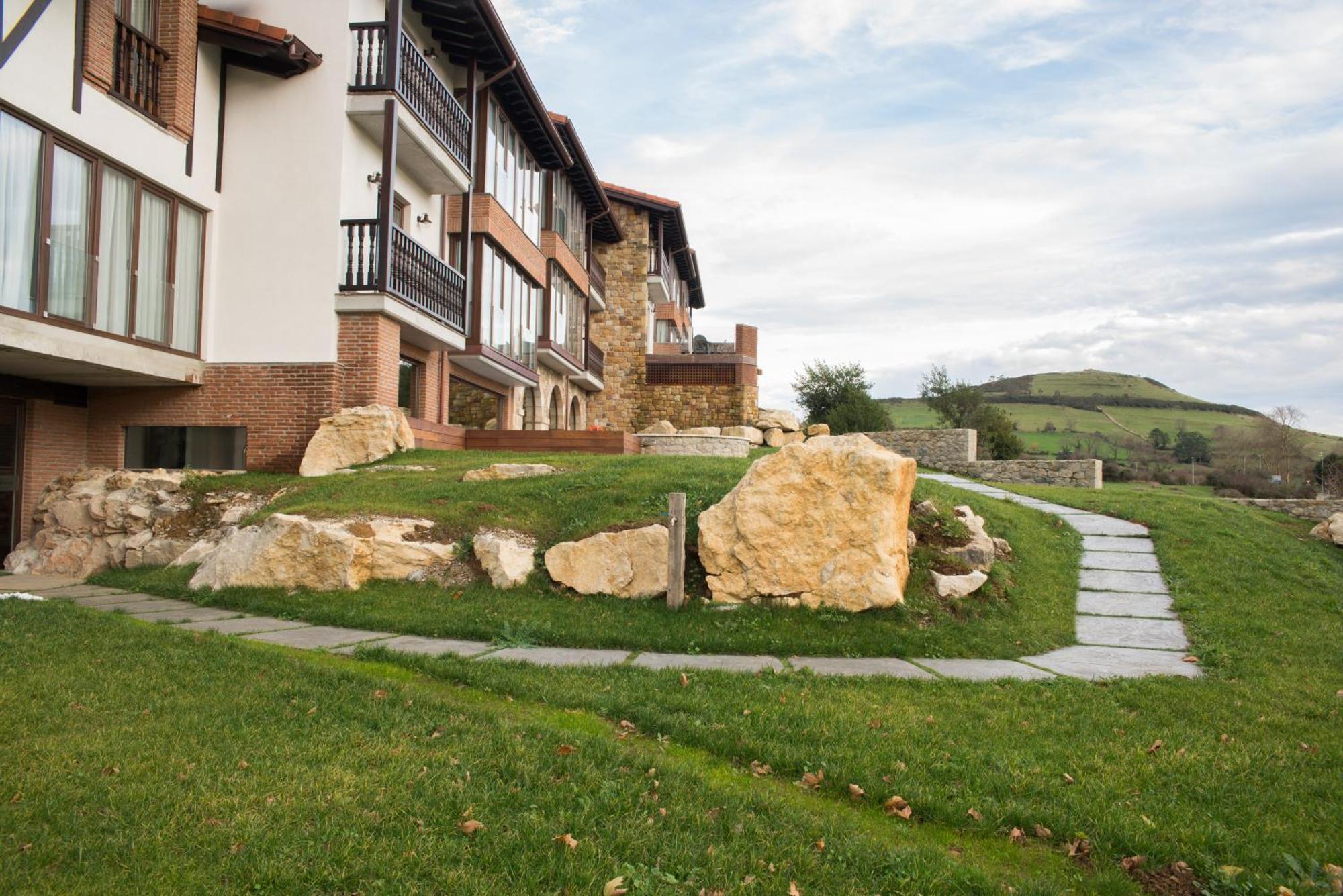 Apartamentos Estela De Altamira Santillana del Mar Exterior foto